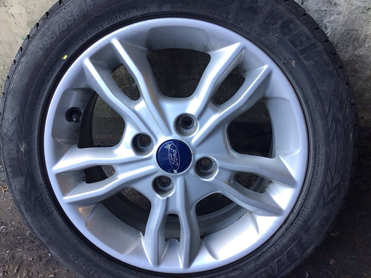 FORD FIESTA MK7 ALLOY WHEEL 15" TYRE 195X55X15 E1BJ-1007-AA 2013-2017