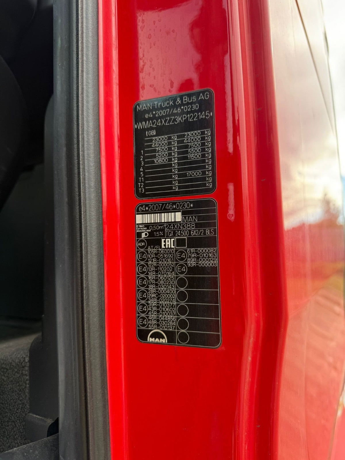 MAN TGX 24.500 DIESEL ENGINE CODE D2676 LF51 514.000 KILOMETERS GOOD RUNNER