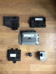 RENAULT CLIO MK4 1.2 PETROL ECU KIT 237103317R D4F740 2013-2019