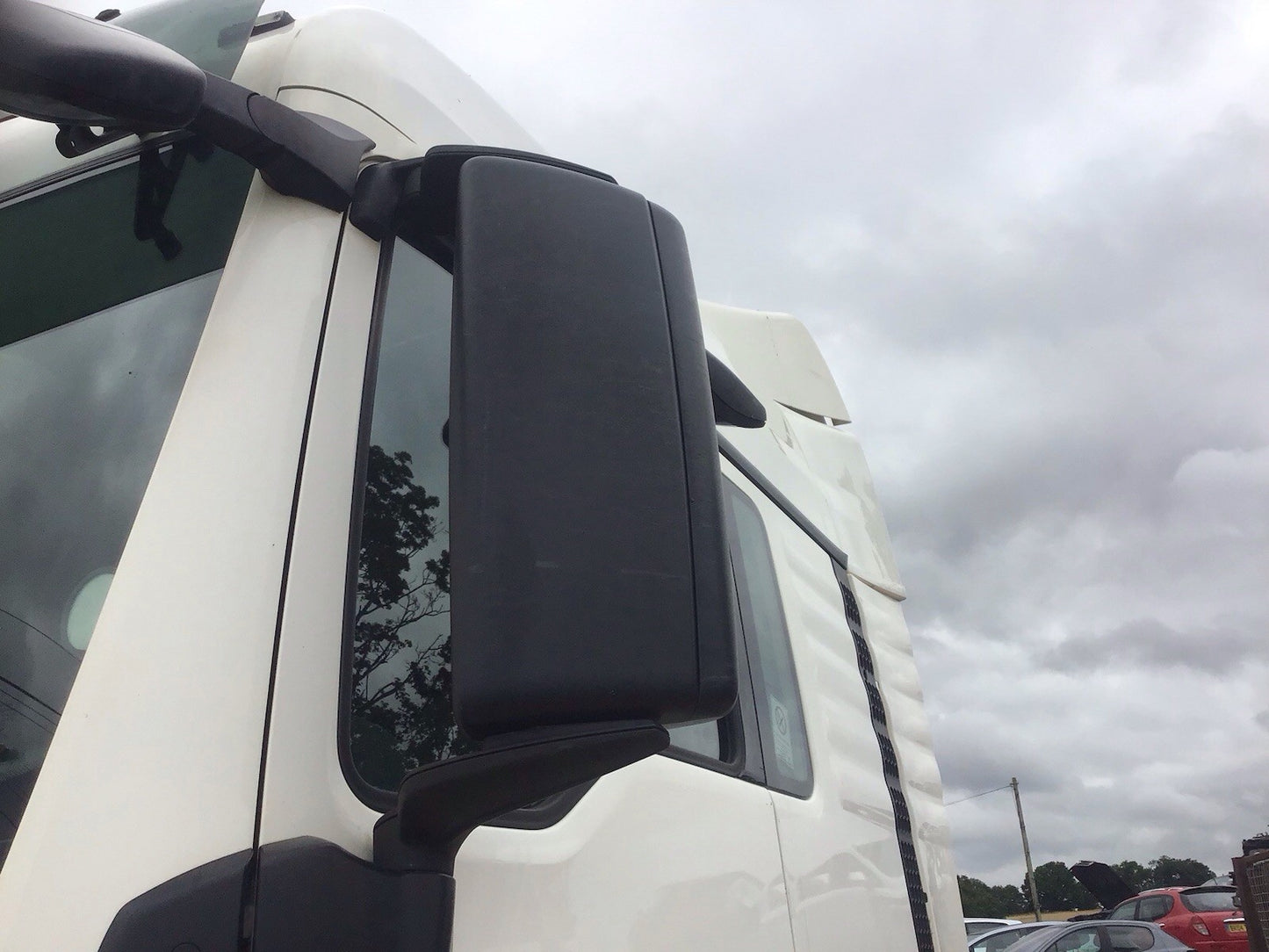 MAN TGX 24.460 PASSENGER SIDE N/S DOOR MIRROR 2016-2019