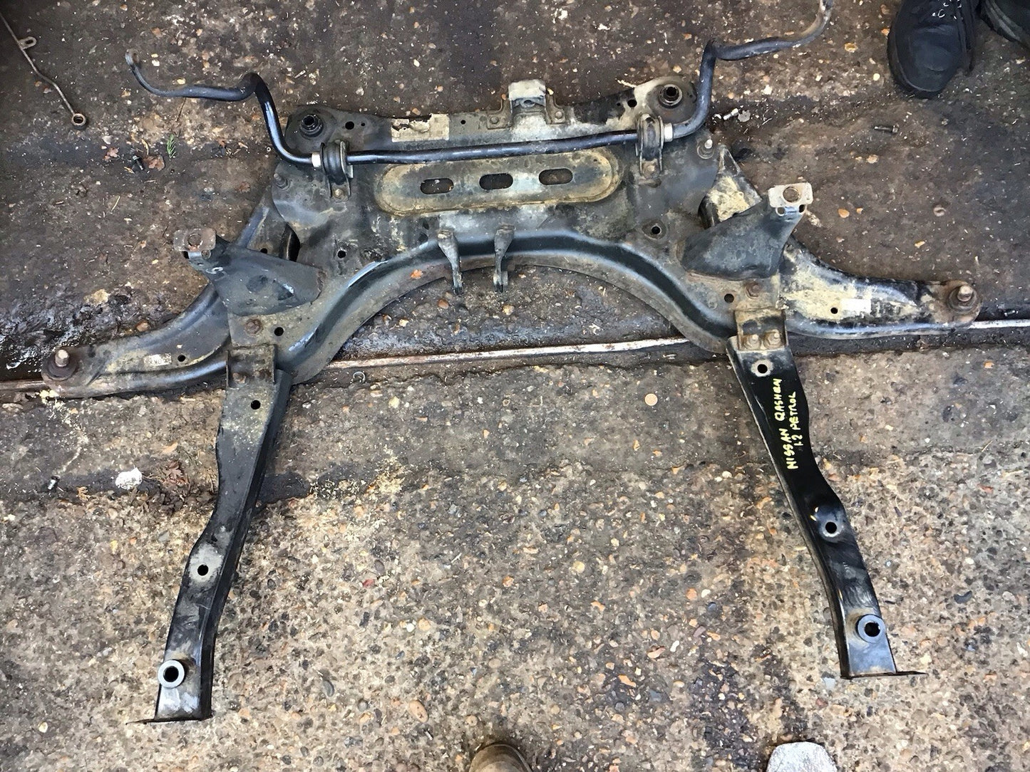 NISSAN QASHQAI J11E 1.2 PETROL FRONT SUBFRAME 2013-2020