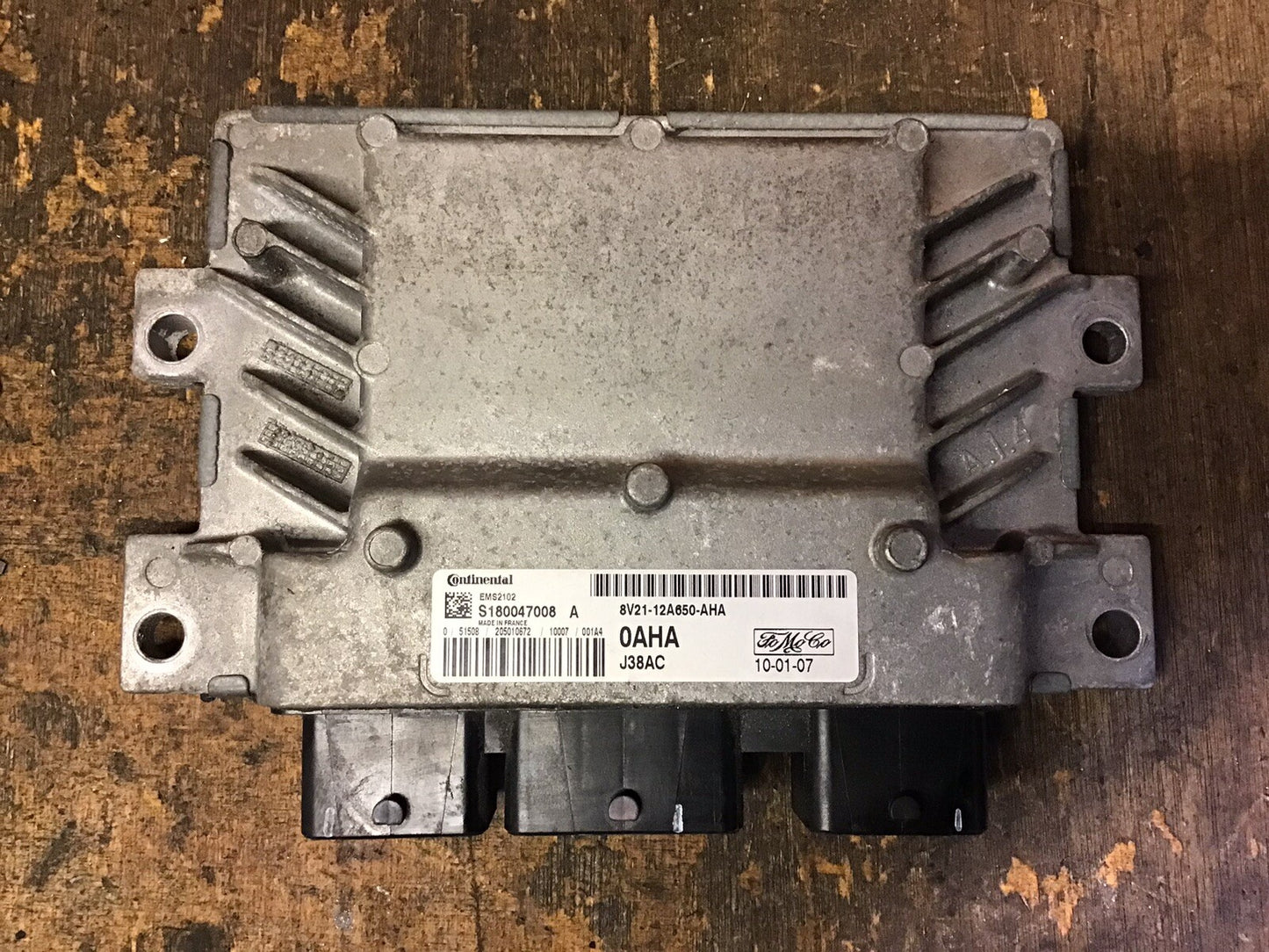 FORD FIESTA MK7 1.4 PETROL ENGINE ECU 8V21-12A650-AHA 0AHA 2008-2012