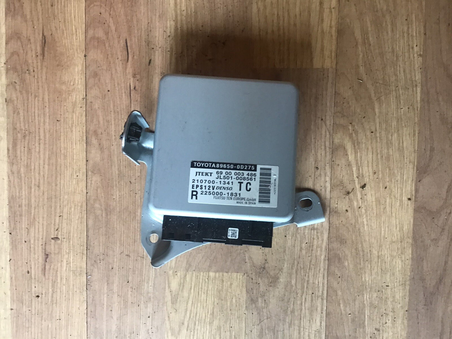 TOYOTA YARIS MK3 POWER STEERING ECU MODULE 89650-0D275 2012-2017