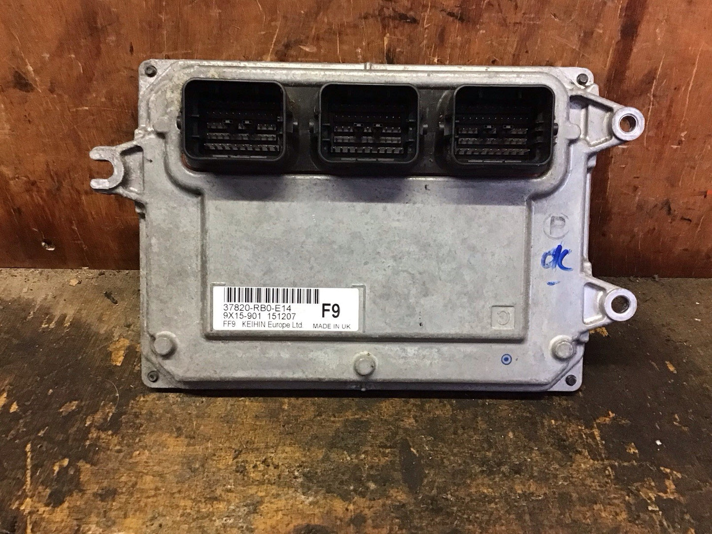 HONDA JAZZ MK3  ENGINE CONTROL MODULE ECU 37820-RB0-E14 2009-2014