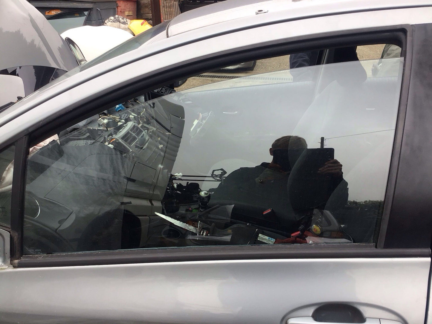 TOYOTA YARIS MK2 PASSENGERS SIDE FRONT DOOR WINDOW GLASS 5 DOOR 2005-2011