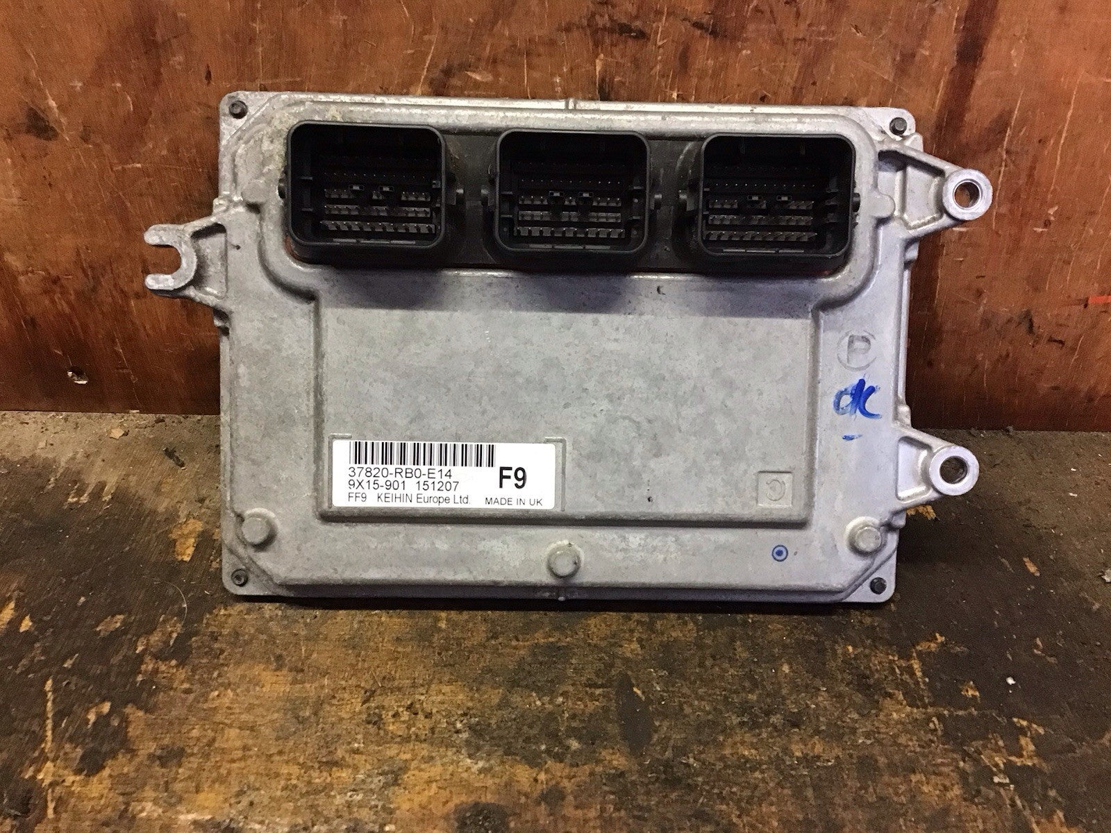 HONDA JAZZ MK3  ENGINE CONTROL MODULE ECU 37820-RB0-E14 2009-2014