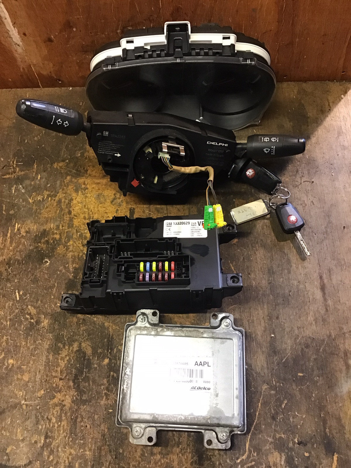 VAUXHALL CORSA D 1.2 PETROL ECU KIT 55576685 AAPL A12XER 2010-2014