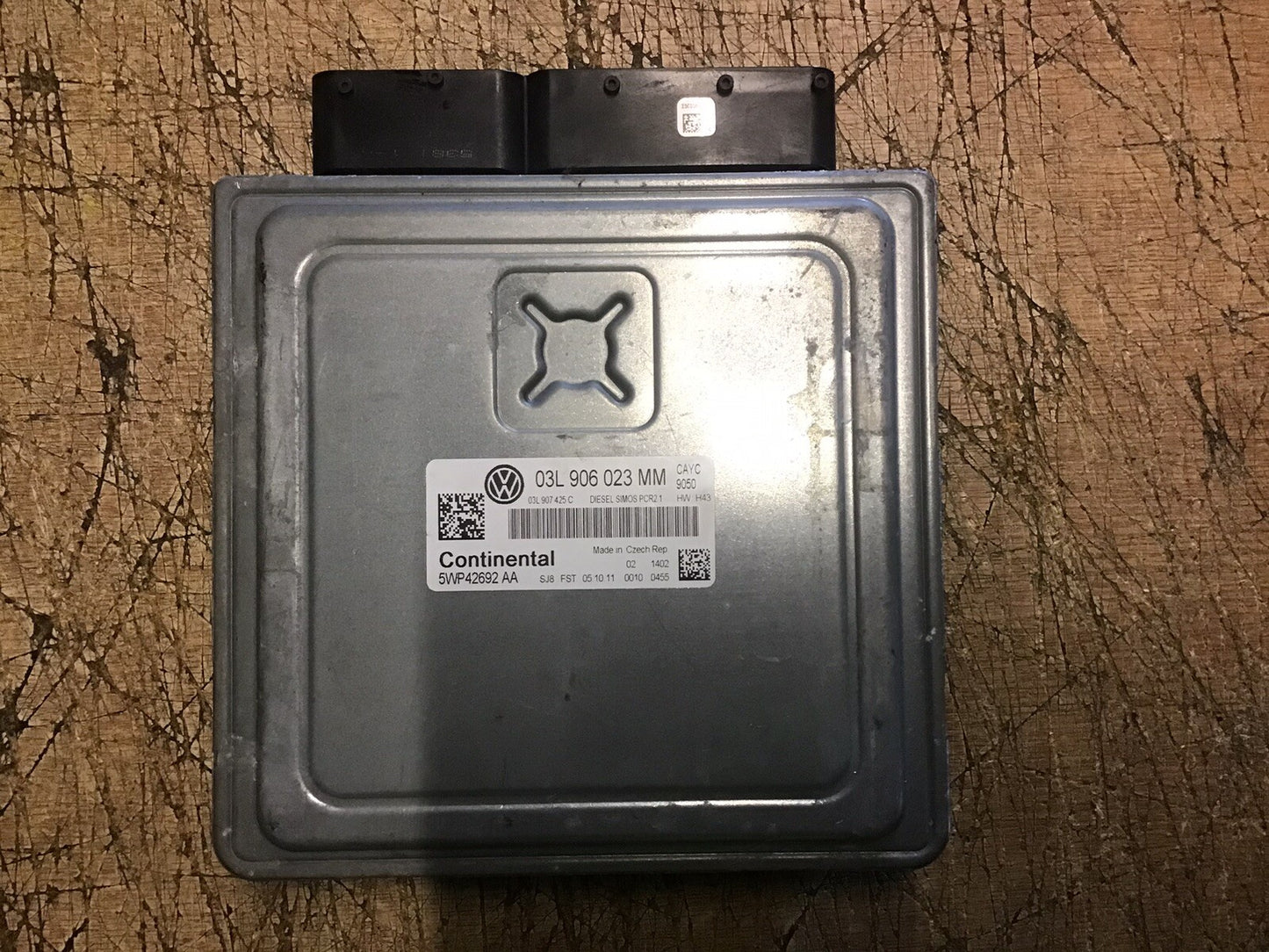 VOLKSWAGEN GOLF MK6 1.6 DIESEL ENGINE CONTROL UNIT ECU 03L906023MM CAY 2009-2012