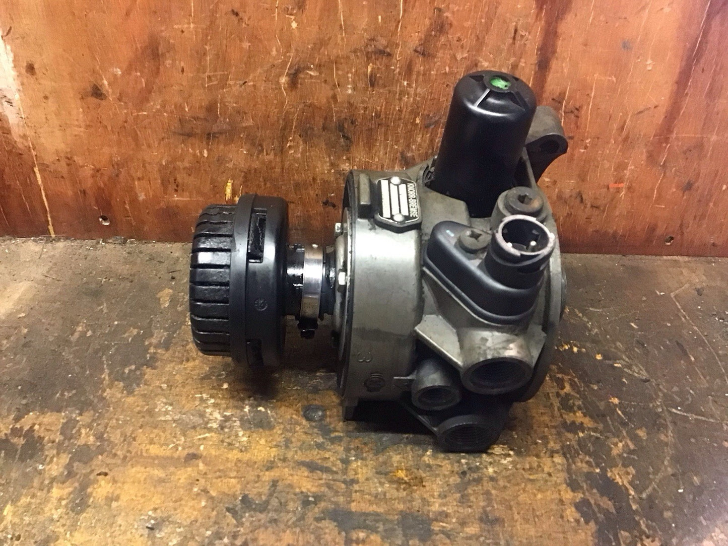 MAN TGX TGS  81.52102-6370 AIR DRIER KNORR-BREMSE K017711 2015-2020