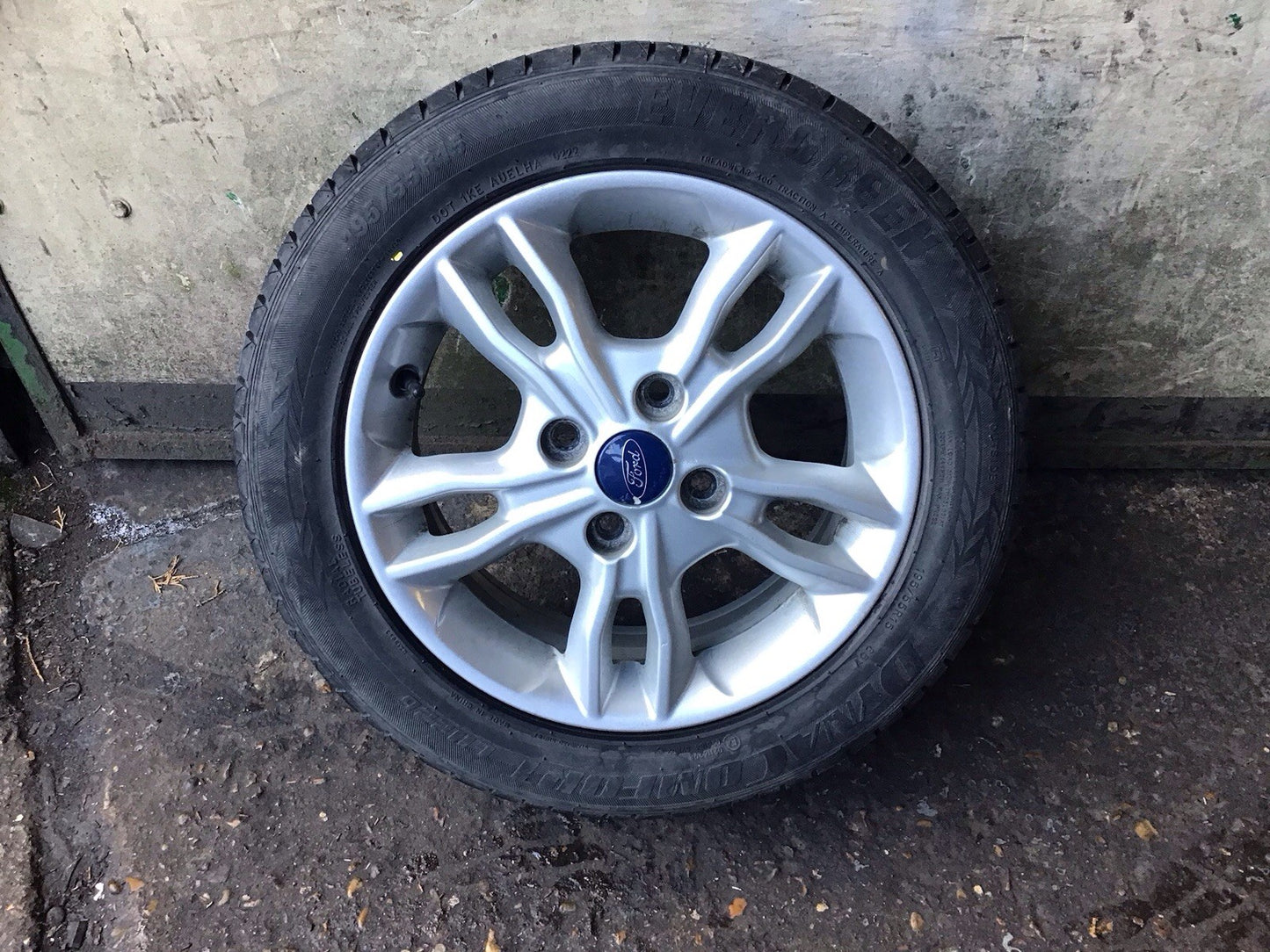 FORD FIESTA MK7 ALLOY WHEEL 15" TYRE 195X55X15 E1BJ-1007-AA 2013-2017