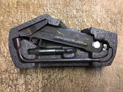 PEUGEOT 107 CITROEN C1 TOYOTA AYGO TOOL KIT JACK BRACE 2005-2013