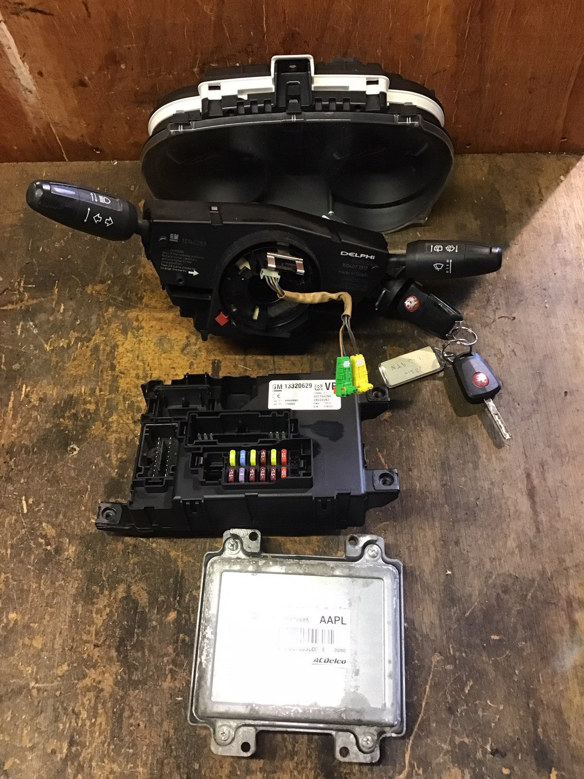 VAUXHALL CORSA D 1.2 PETROL ECU KIT 55576685 AAPL A12XER 2010-2014