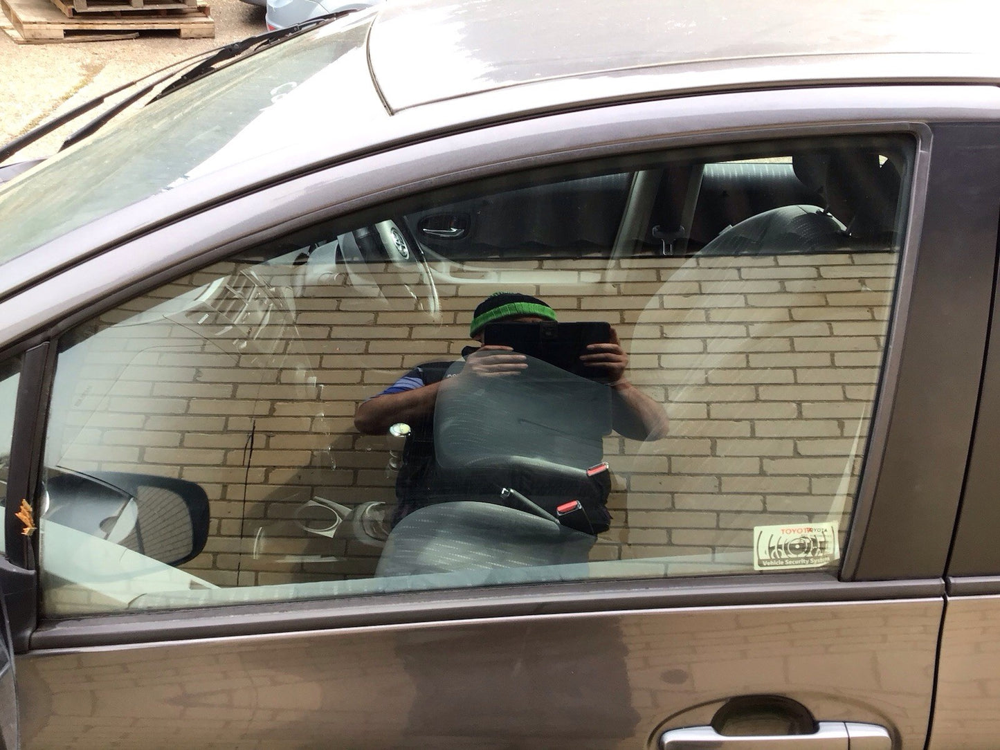 TOYOTA YARIS MK2 PASSENGER SIDE FRONT DOOR WINDOW GLASS 5 DOOR 2005-2011