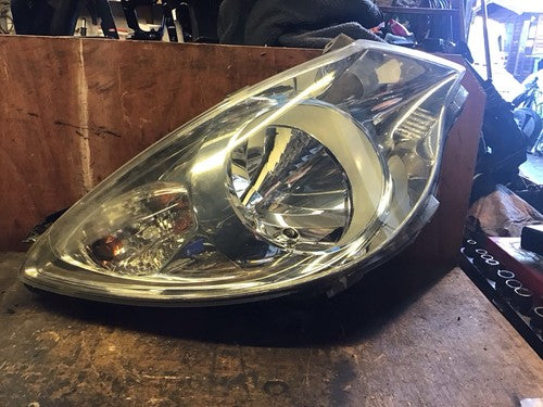 VAUXHALL AGILA DRIVERS SIDE HEADLIGHT 35100-52K10 2008-2014