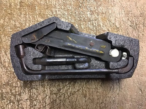 PEUGEOT 107 CITROEN C1 TOYOTA AYGO TOOL KIT JACK BRACE 2005-2013